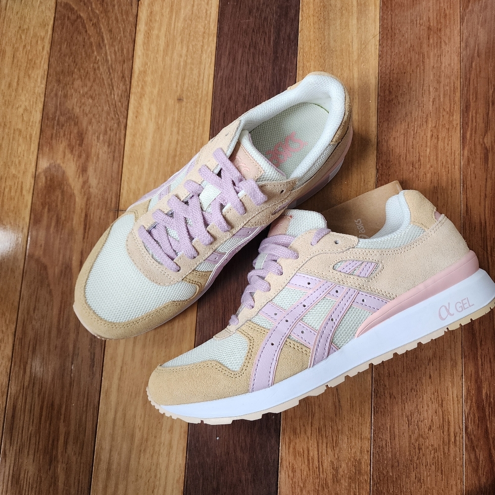 BNIB Asics GT II